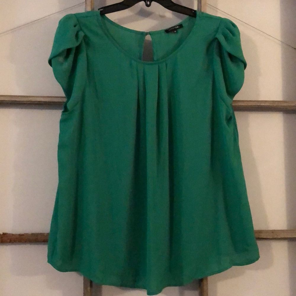 Eye-catching kelly-green blouse